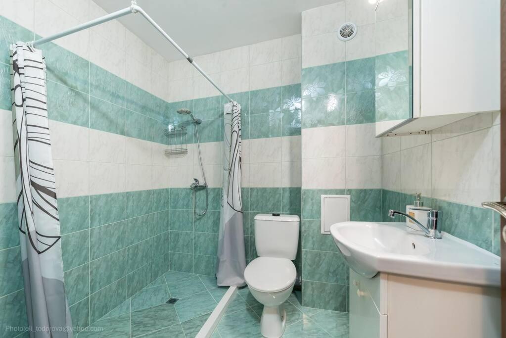 וארנה Bright Place Next To Grand Mall מראה חיצוני תמונה